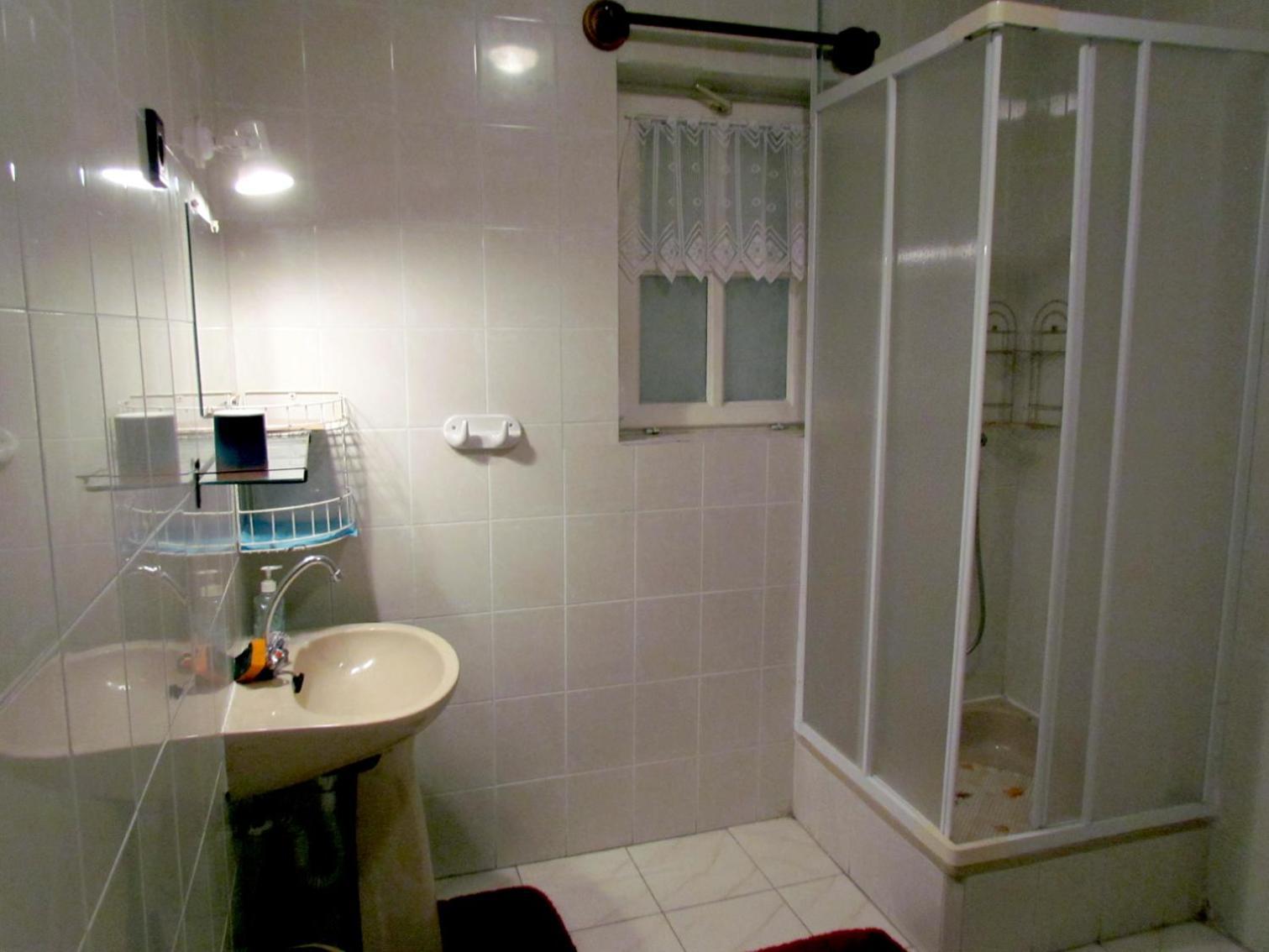Leander Vendeghaz Hotel Gyenesdiás Kültér fotó
